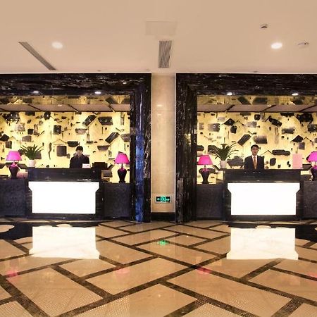 חואנגשאן Joymoon Hotel מראה חיצוני תמונה