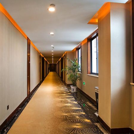 חואנגשאן Joymoon Hotel מראה חיצוני תמונה