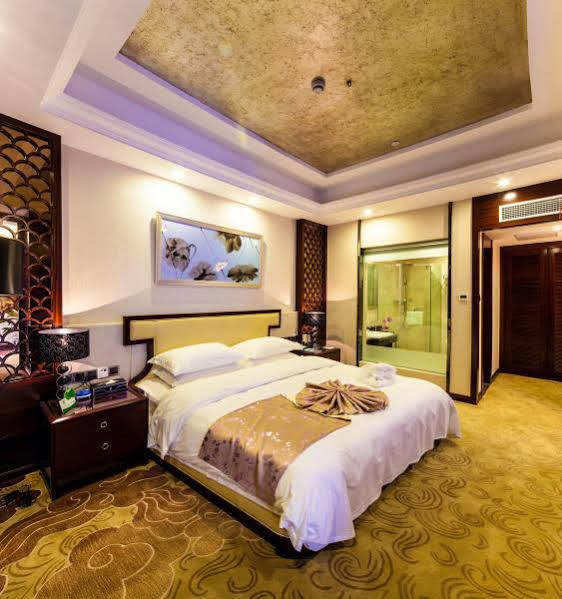 חואנגשאן Joymoon Hotel מראה חיצוני תמונה